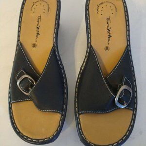Thom Mcan Size 8.5 Navy Wedges